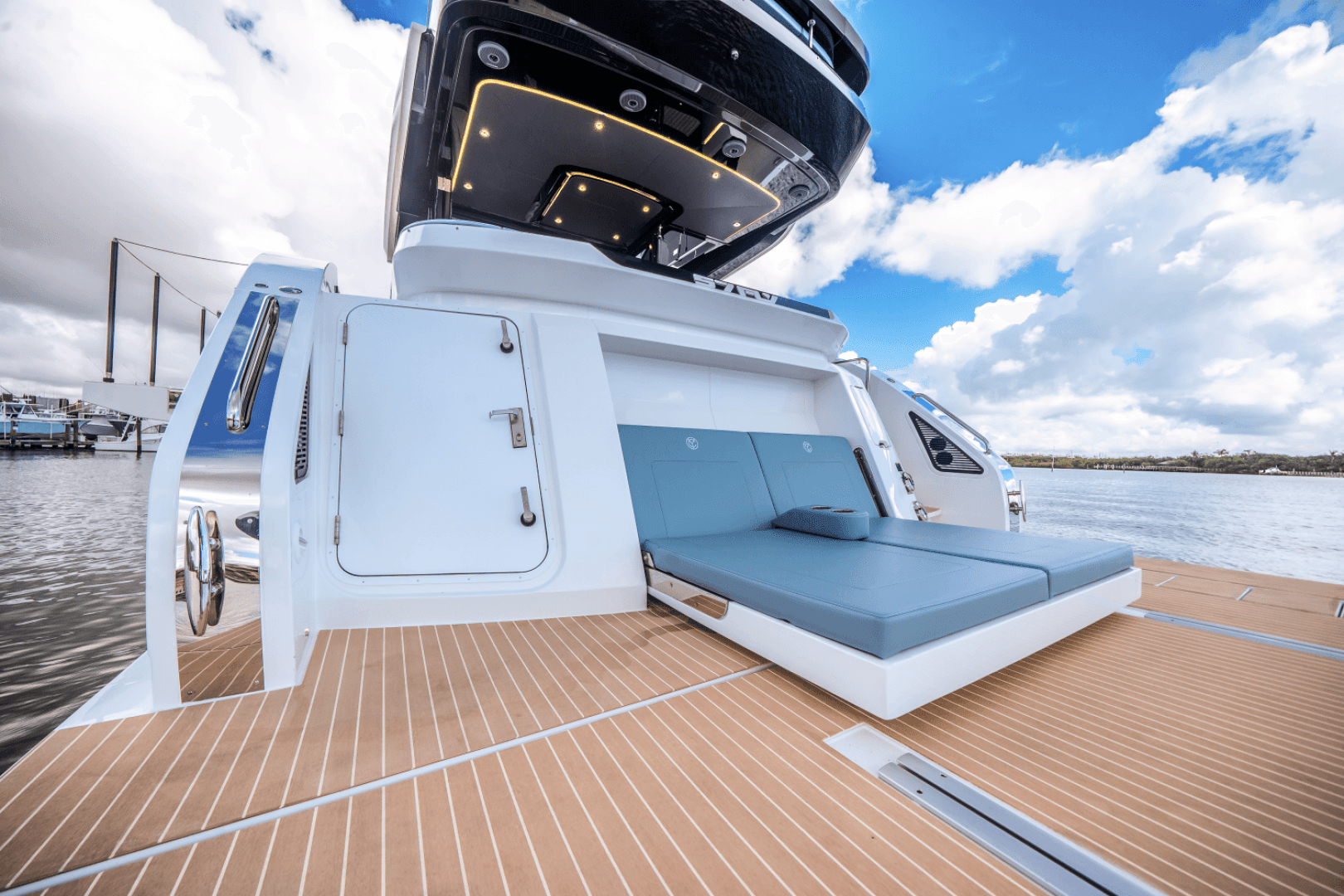 2026 Cruisers Yachts 57 FLY - Image 26