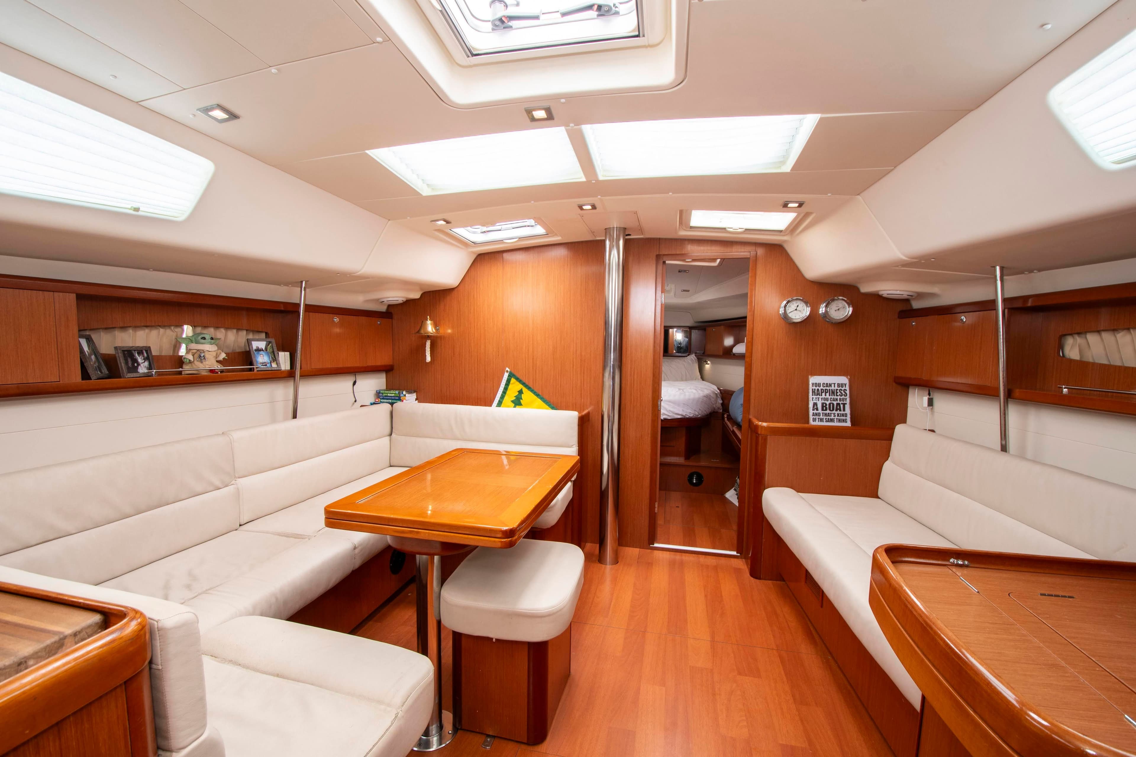 2009 Beneteau 49 - 18