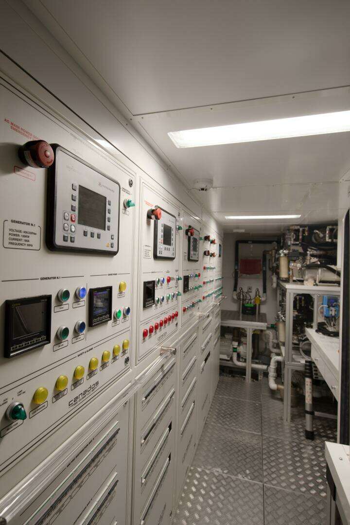 2023 Canados Expedition Yacht - Image 39