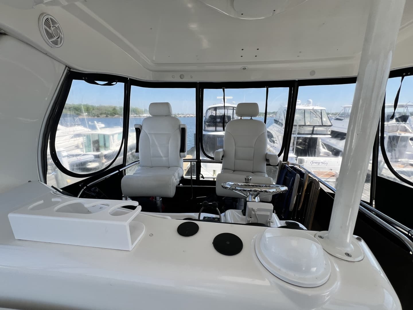 2000 Silverton 42C - Image 28