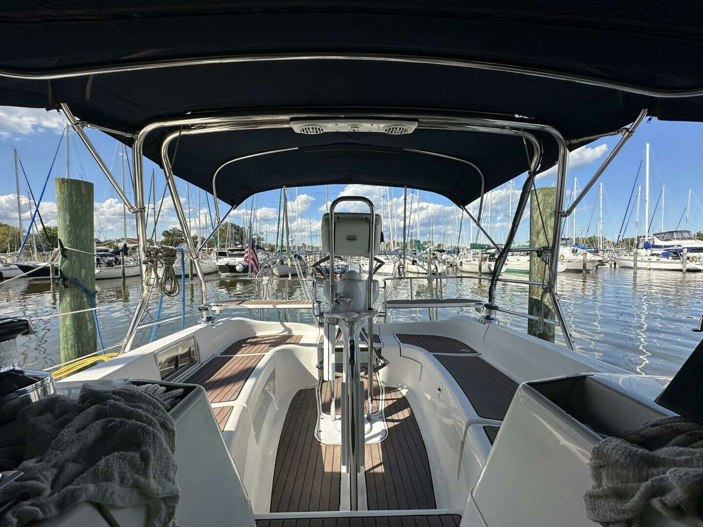 2006 Hunter 38 - Image 54
