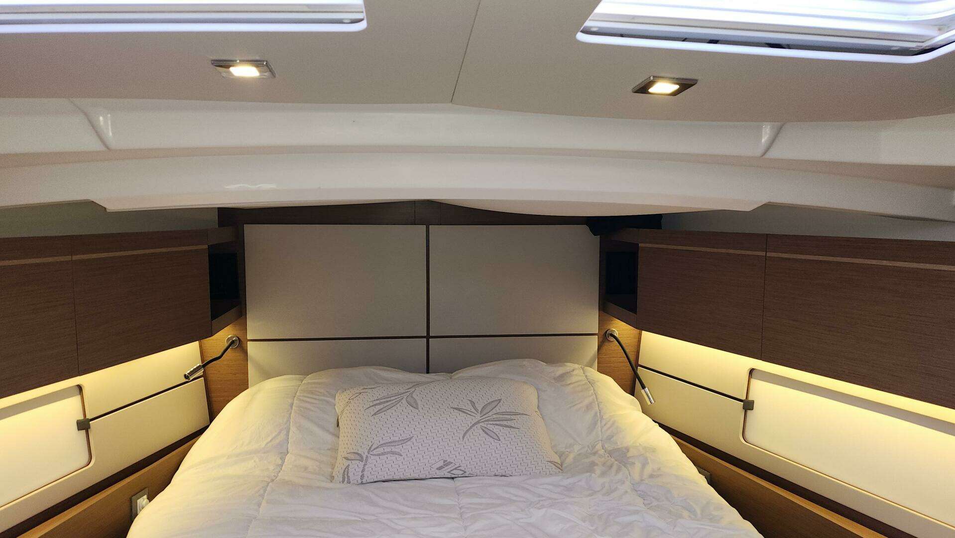 2020 Beneteau Oceanis 46.1 - Image 19