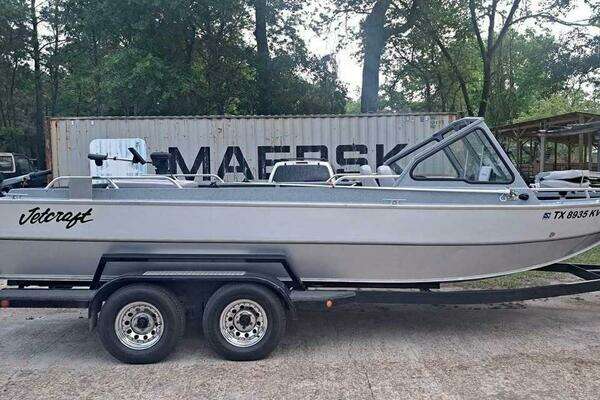 1998 Jetcraft 23 - Image 1