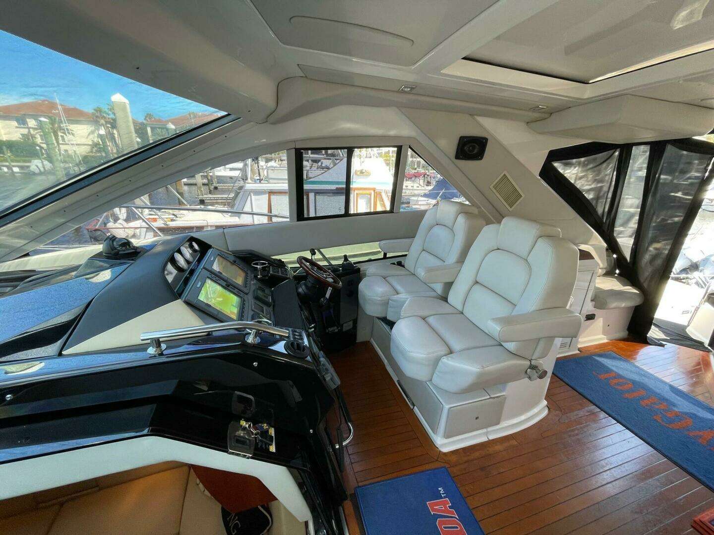 2009 Regal 5260 Sport Coupe - Image 16