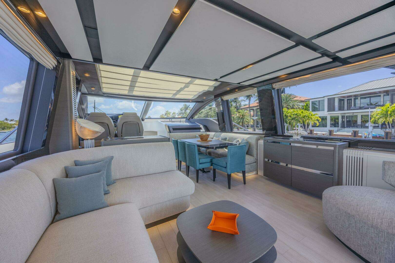 2023 Azimut S8 - Image 32