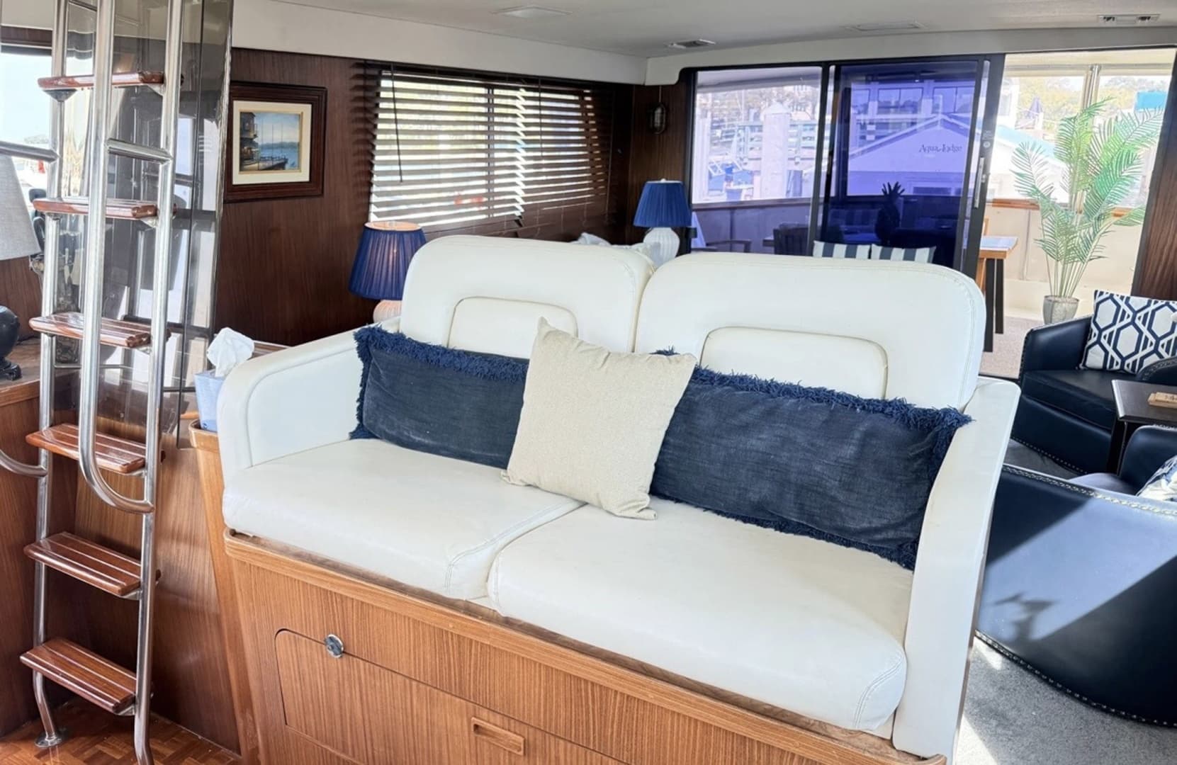 1987 Hatteras Motor Yacht - Image 78