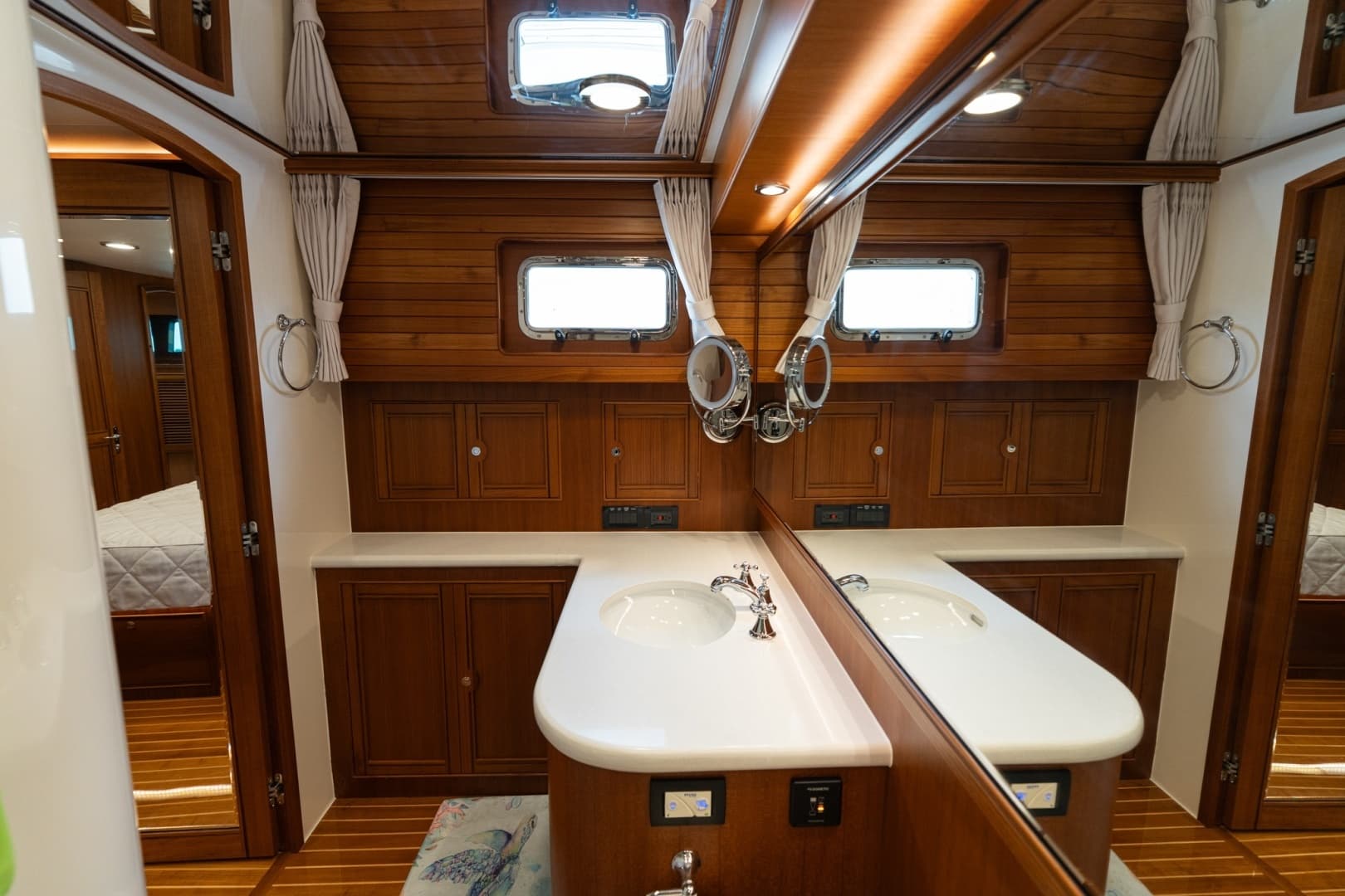 2022 Marlow Explorer 62E - Image 46