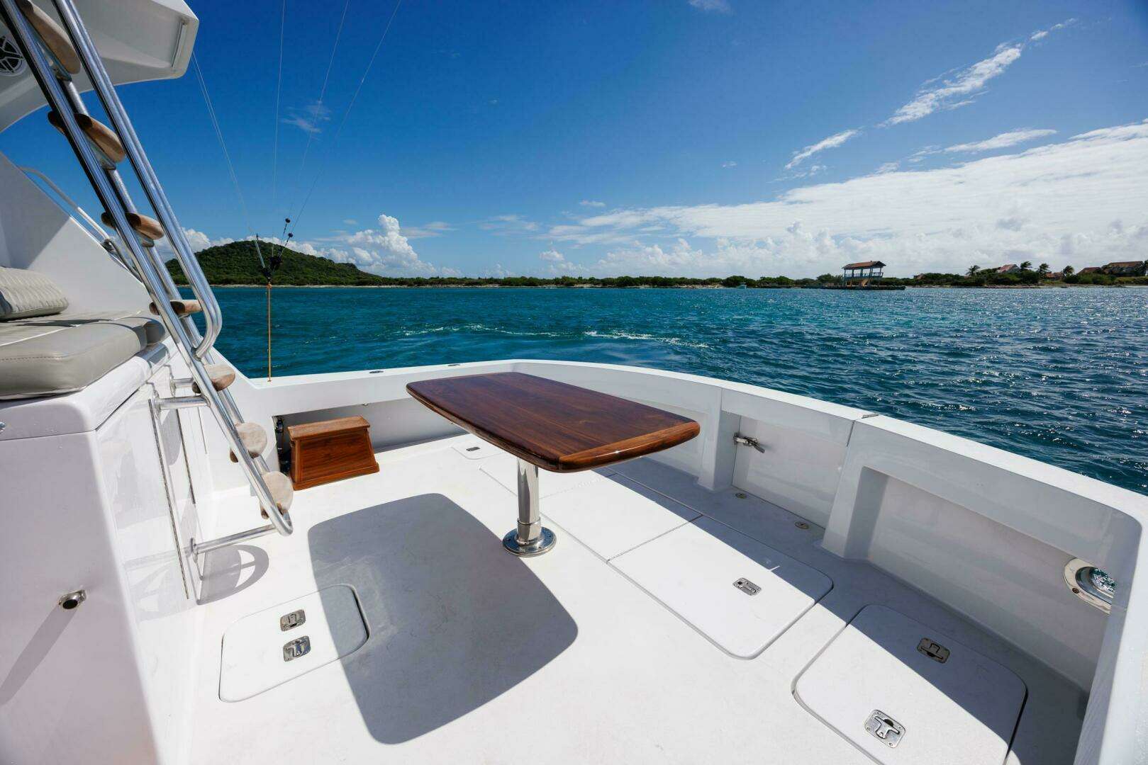 2005 Hatteras 50 Convertible - Image 54