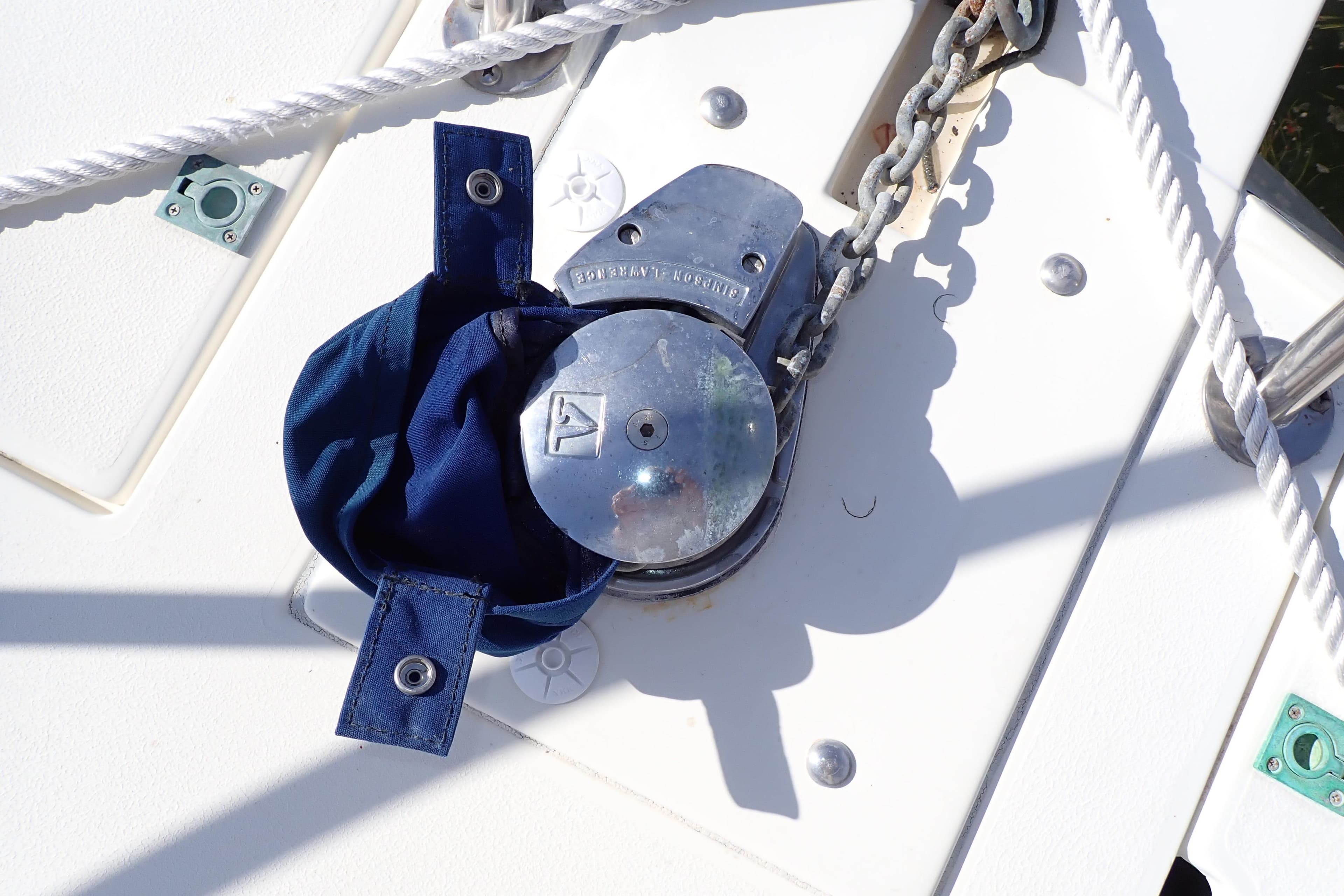 Anchor winch on 2000 Albin 28 Tournament Express boat deck.