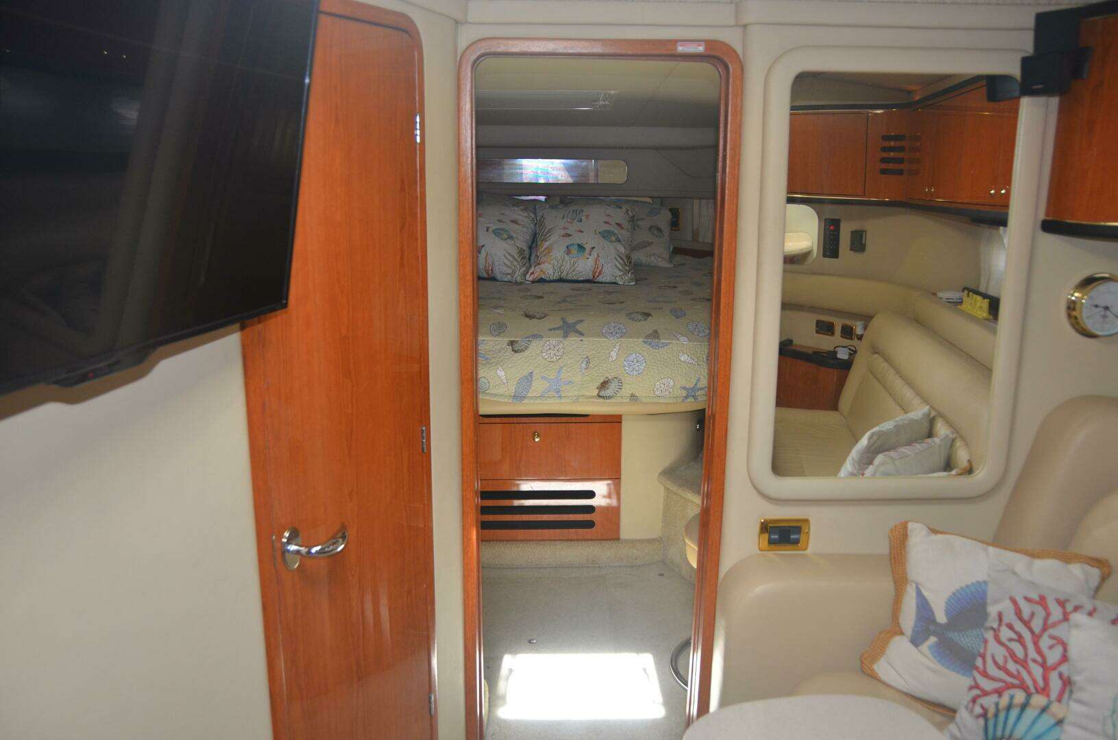 2001 Sea Ray 460 Sundancer - Image 48