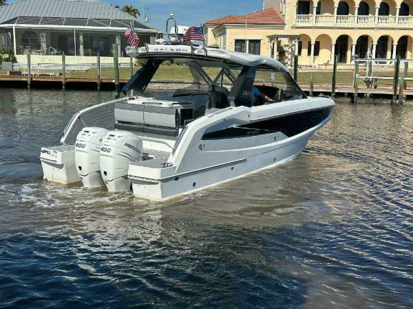 2022 Galeon 325 GTO - Image 4