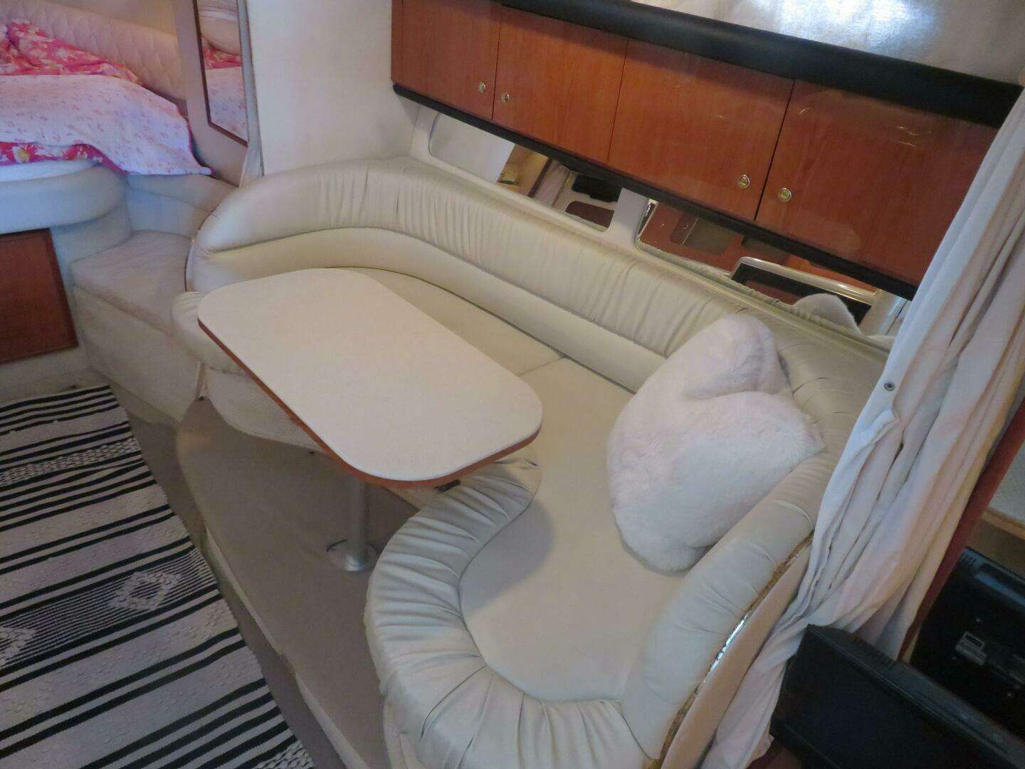 2001 Sea Ray 340 Sundancer - Image 10