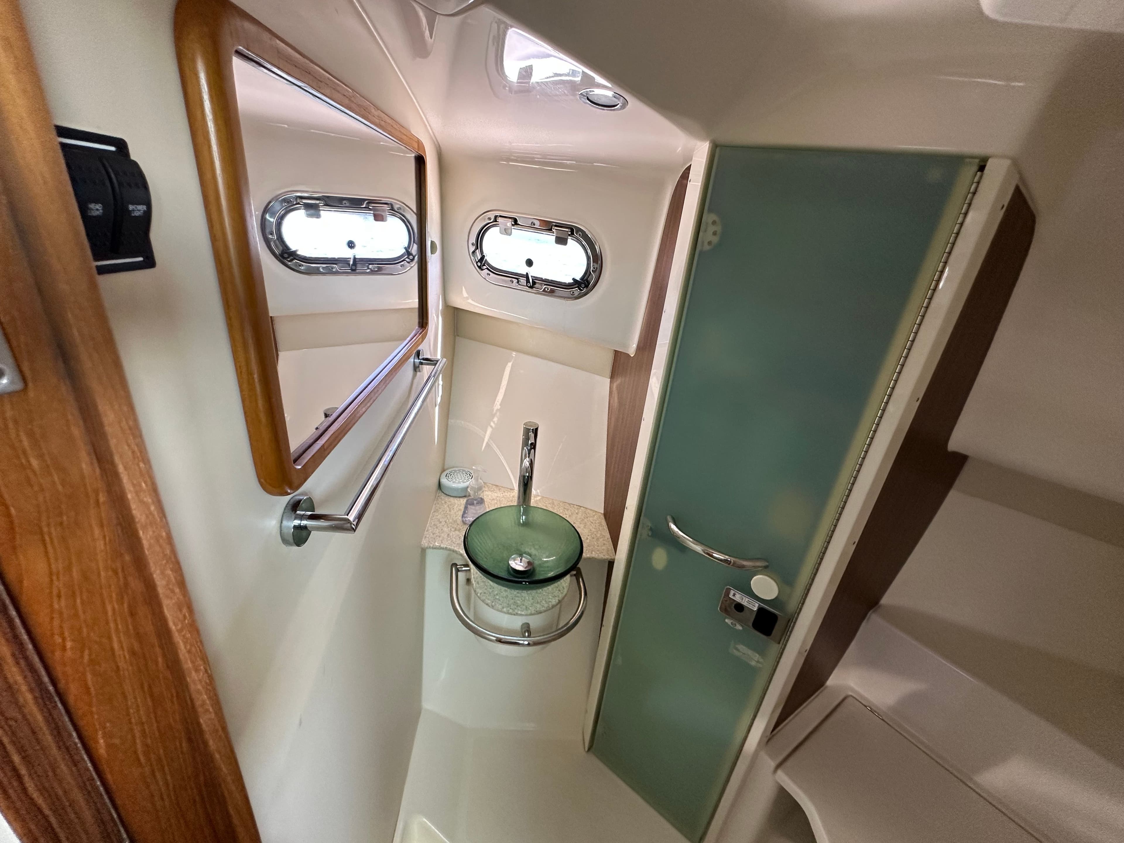 2015 Pursuit 345 Offshore - 49