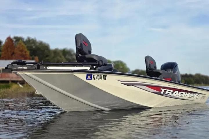 2025 Tracker Pro Team 175 Crappie Edition boat on calm water.