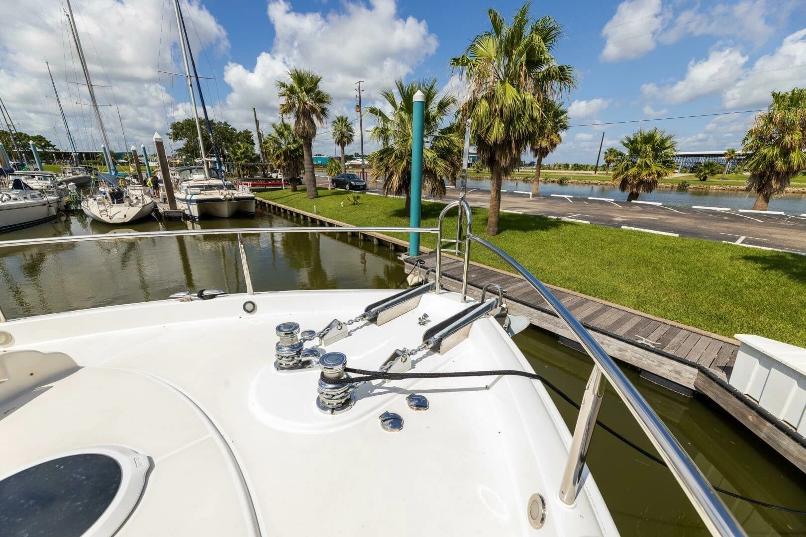 2007 Lazzara Yachts 74 Motor Yacht - Image 98