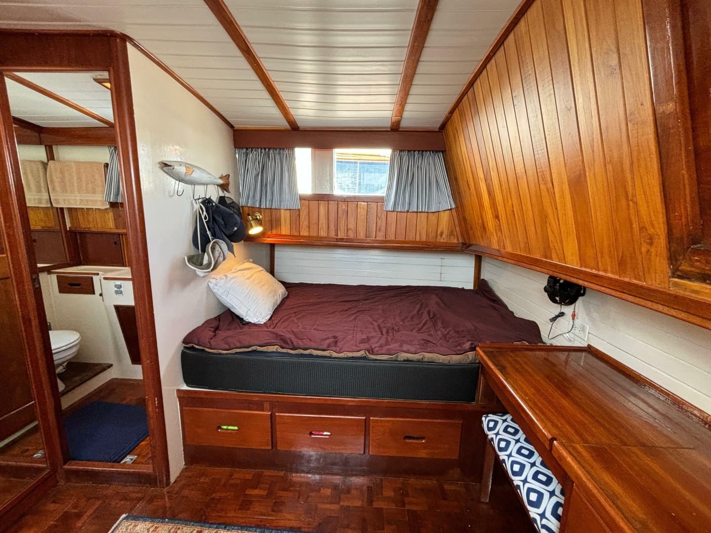1978 Grand Banks 42 Classic - Image 36