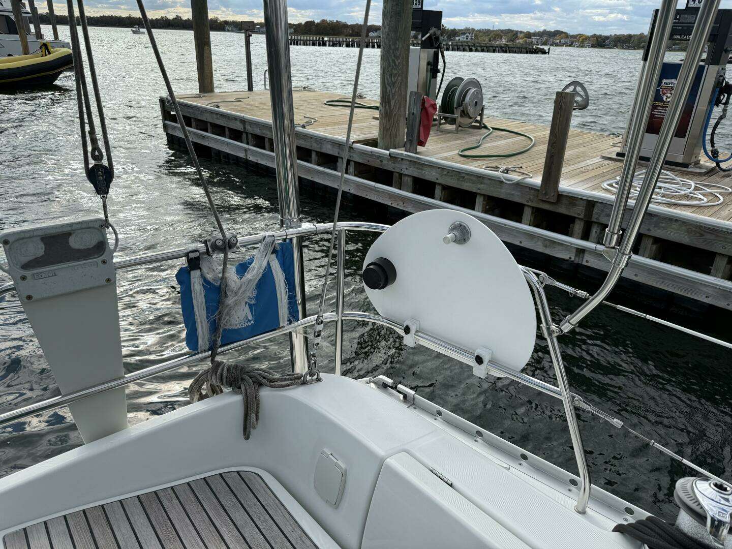 2000 Beneteau 361 - Image 25
