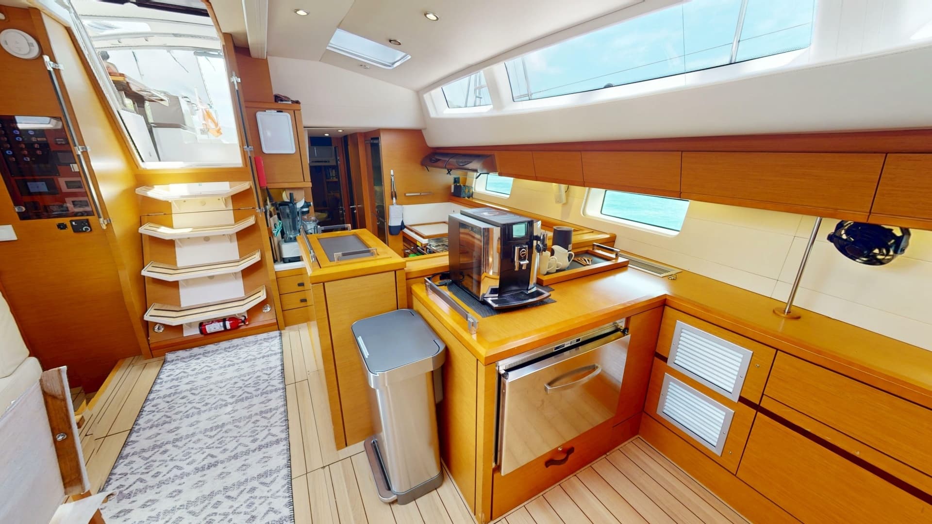 2018 Jeanneau 64 - Image 13