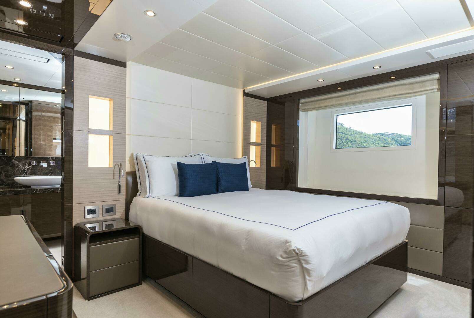 2018 Benetti Benetti Classic Supreme 132 - Image 20