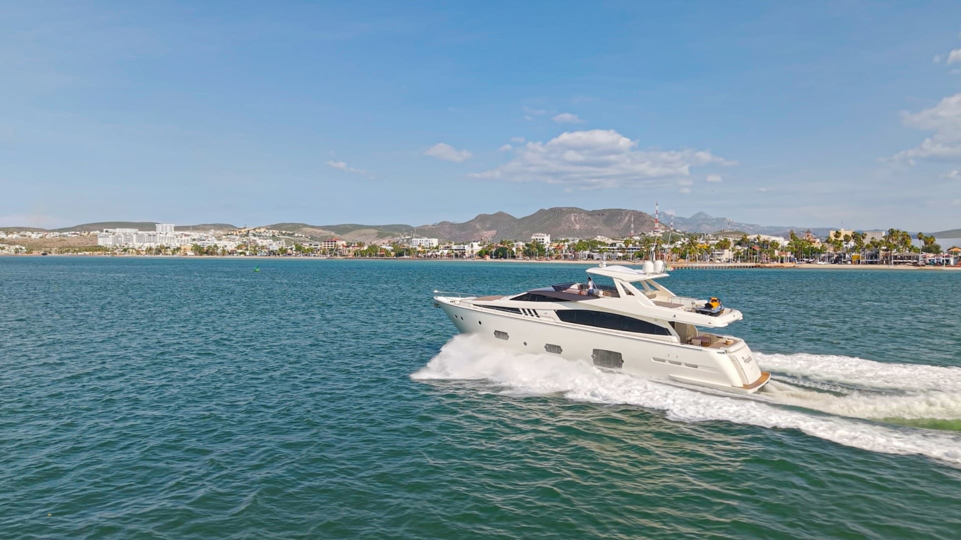 2013 Ferretti Yachts F800 - Image 6