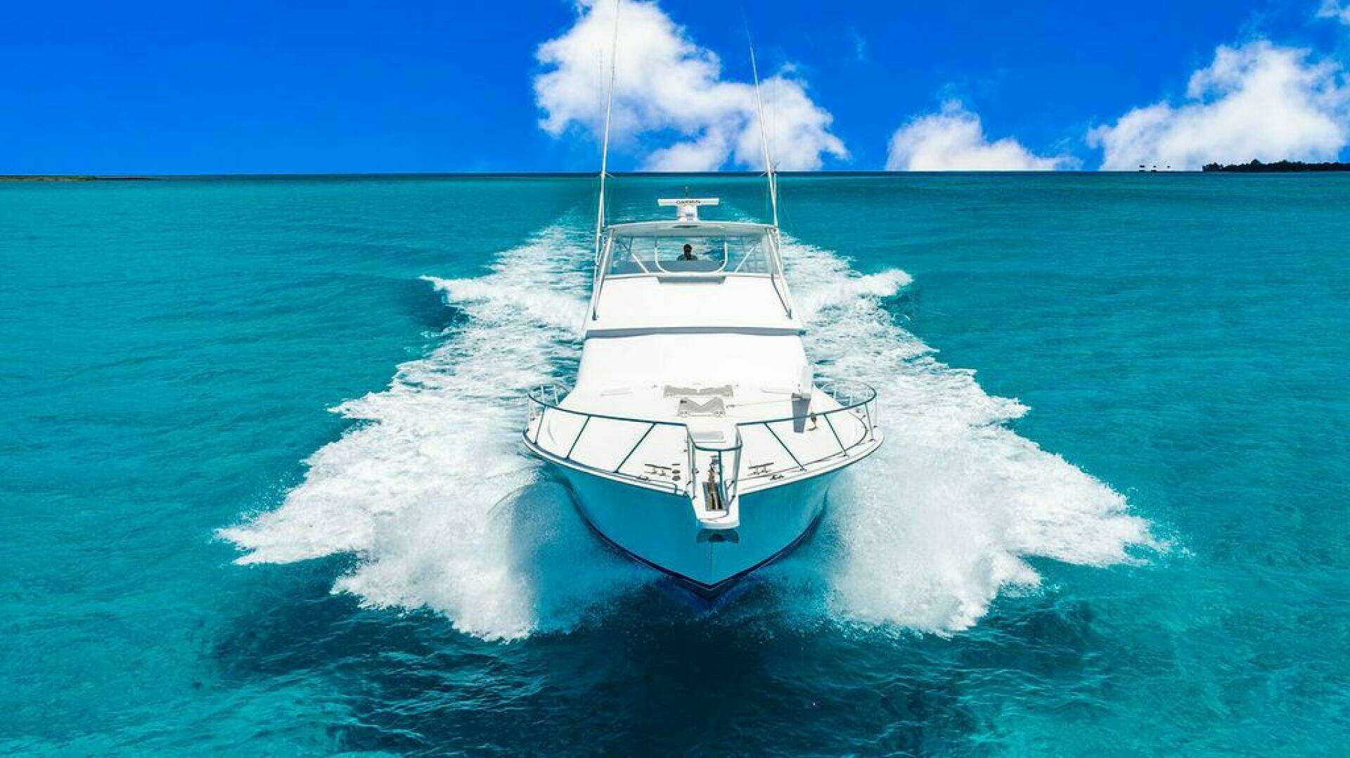 1999 Viking 55 Convertible - Image 31