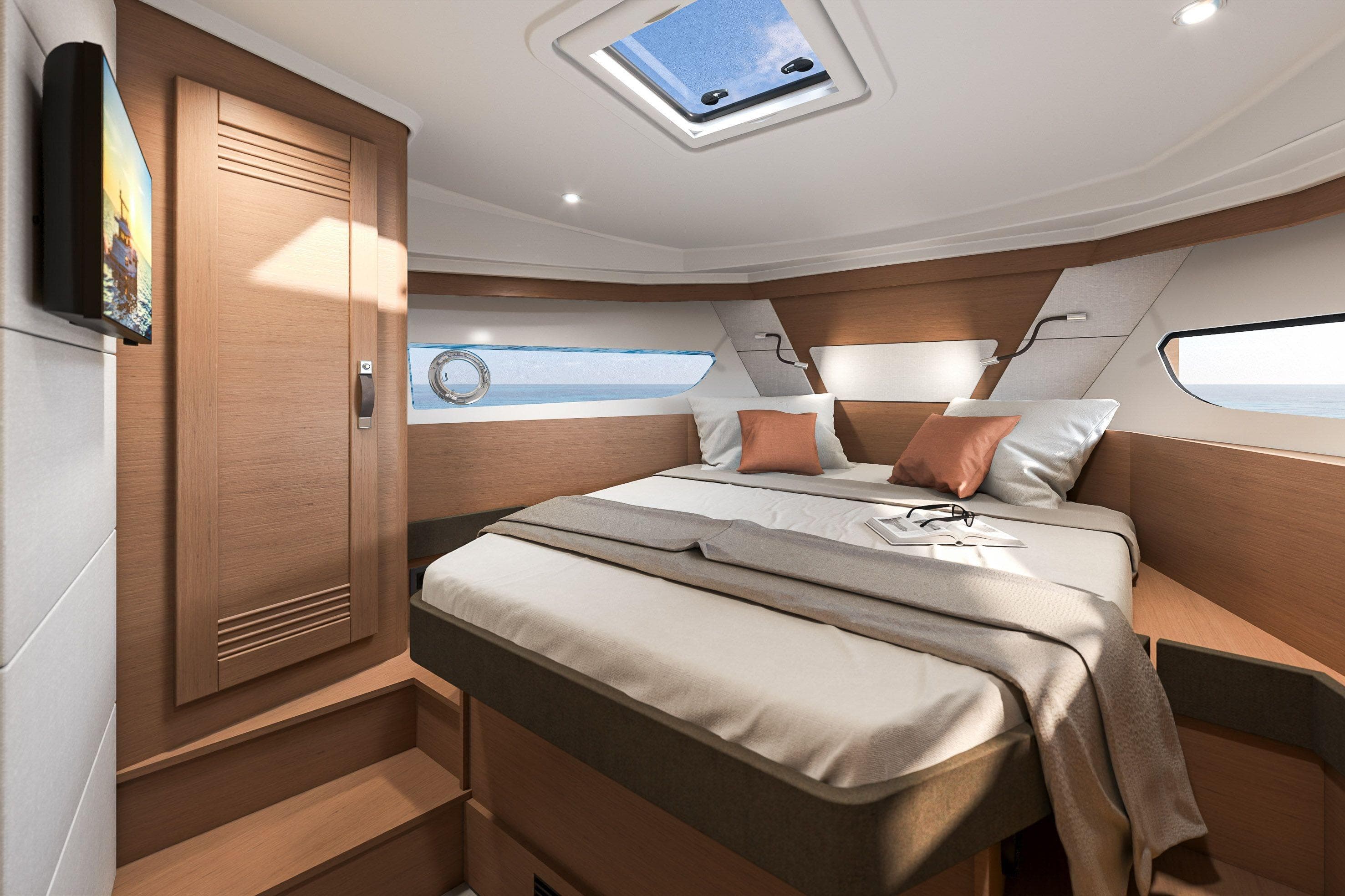 2026 Beneteau Swift Trawler 37 Sedan - 12