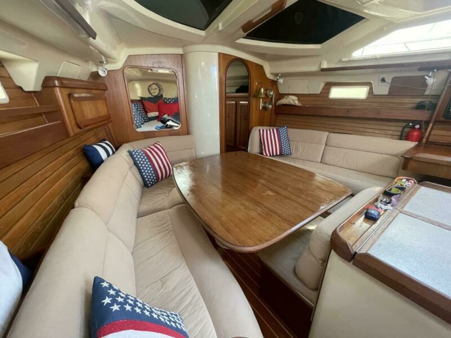 1991 Hunter 36 Vision - Image 27