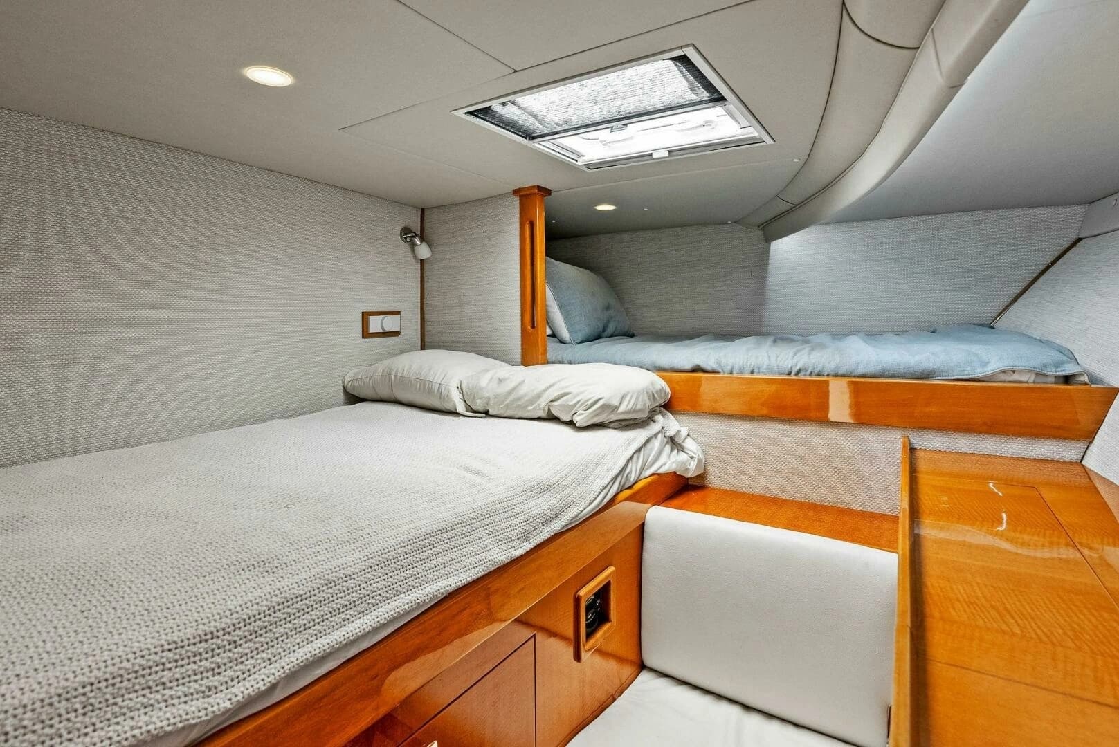 2020 Calcutta 480 Catamaran - Image 18