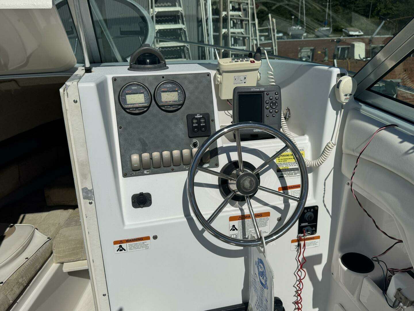 2004 Seaswirl Striper - Image 9