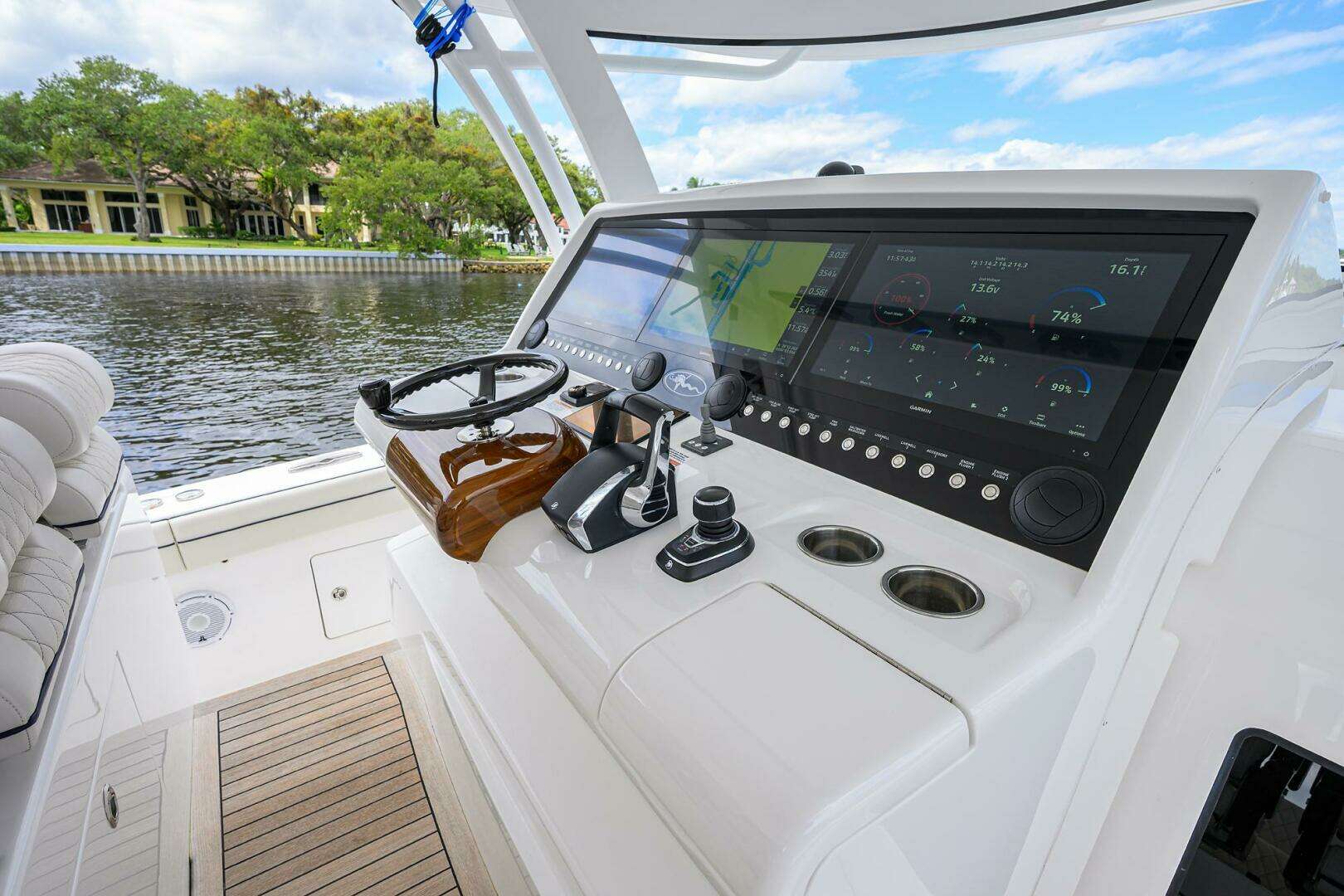 2024 Valhalla Boatworks V-55 - Image 19
