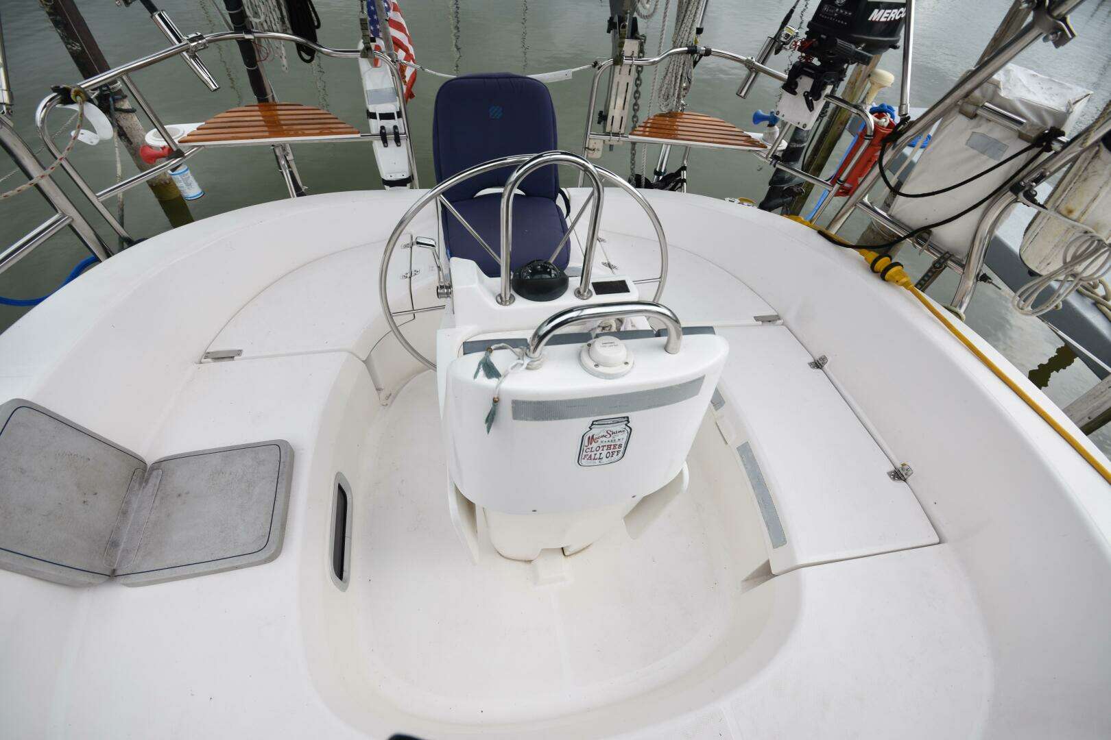 2003 Hunter 386 - Image 21