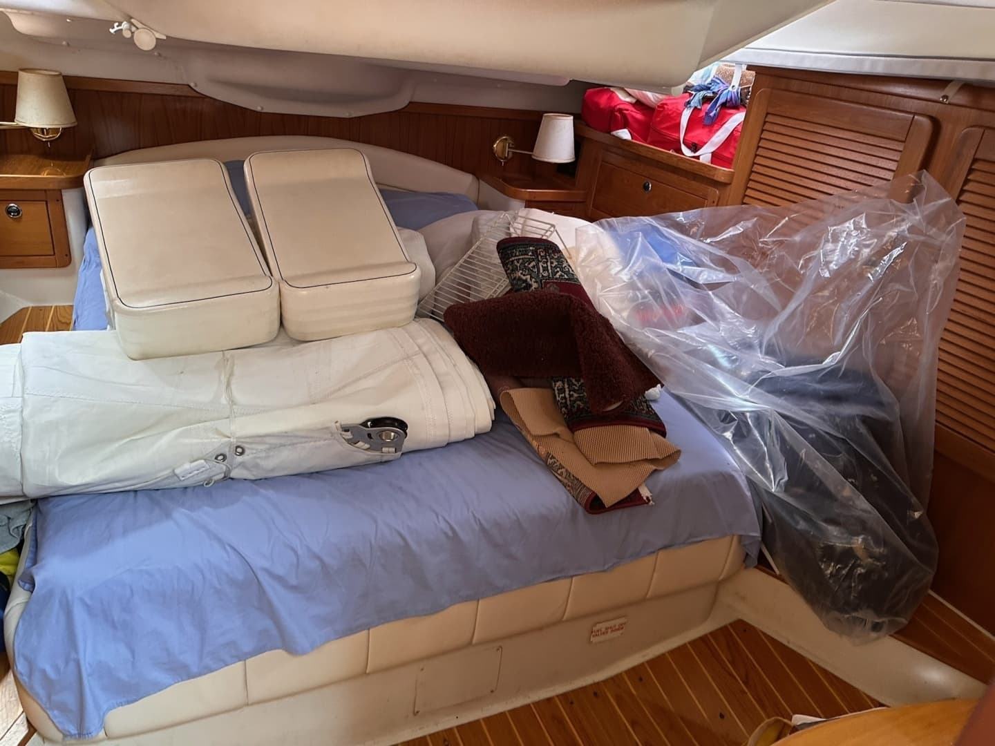 2002 Catalina 470 - Image 36