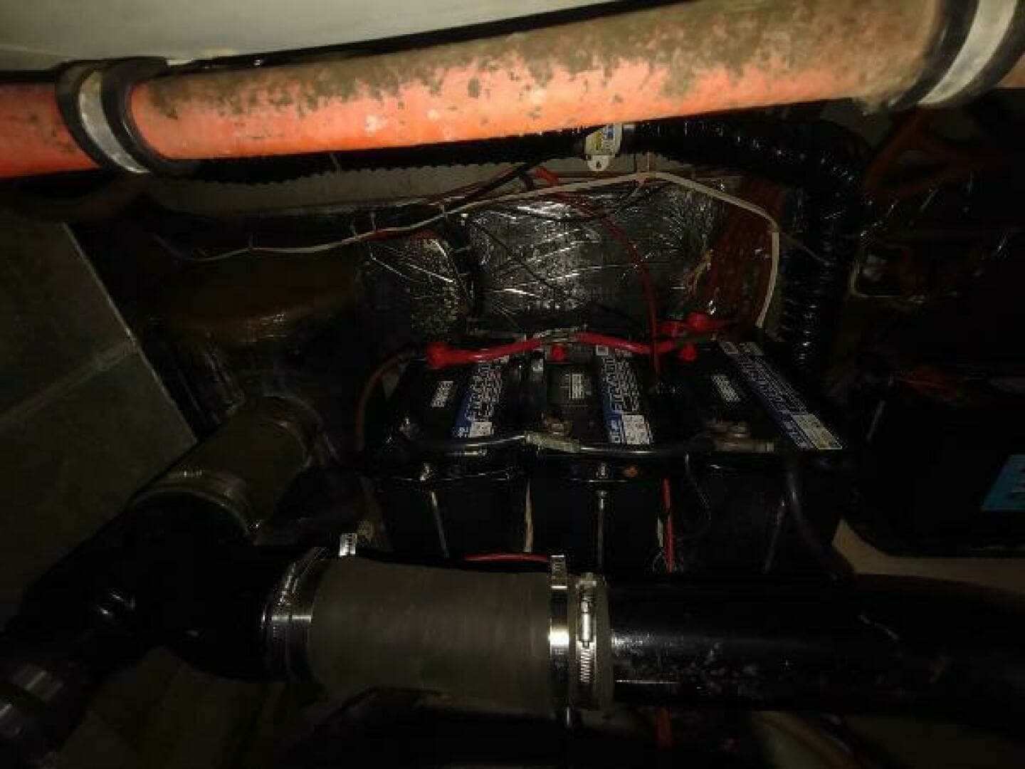 1988 Tollycraft 34 Sport Sedan - Image 41