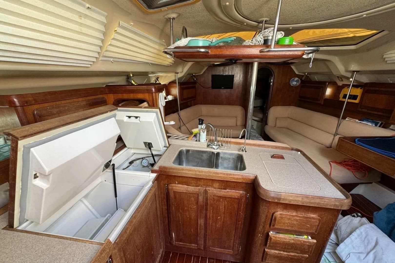1994 Hunter Legend 40.5 - Image 19