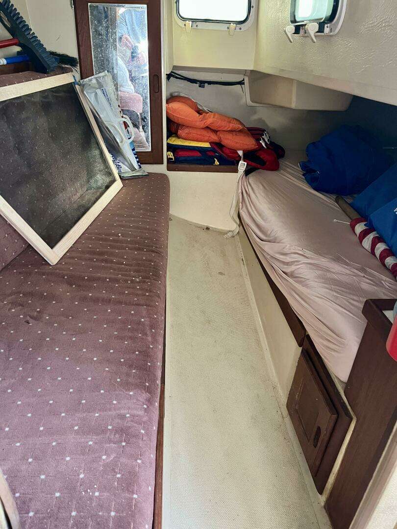 1986 Catalina 36 - Image 14