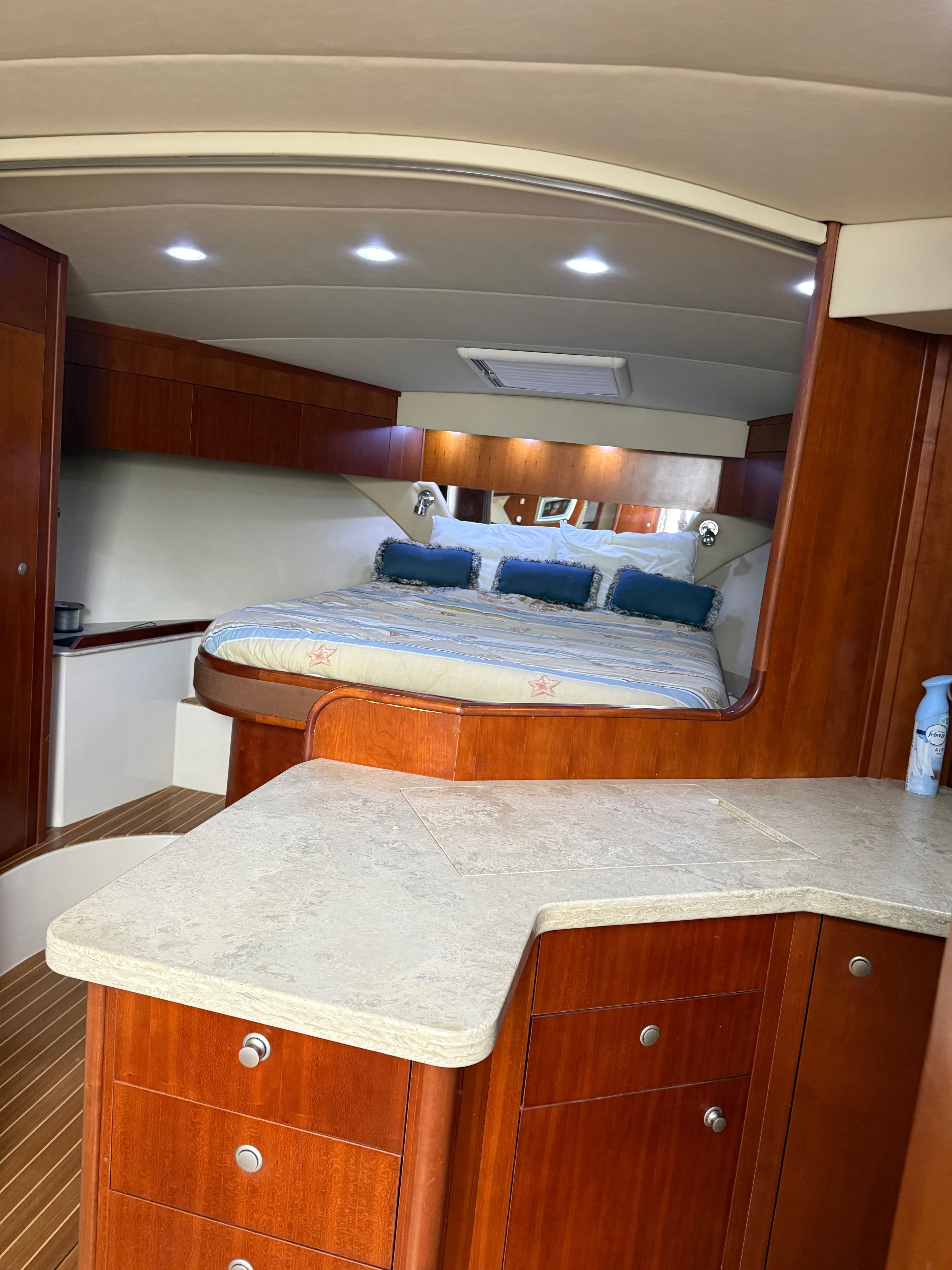 2008 Rampage 41 Express - 20