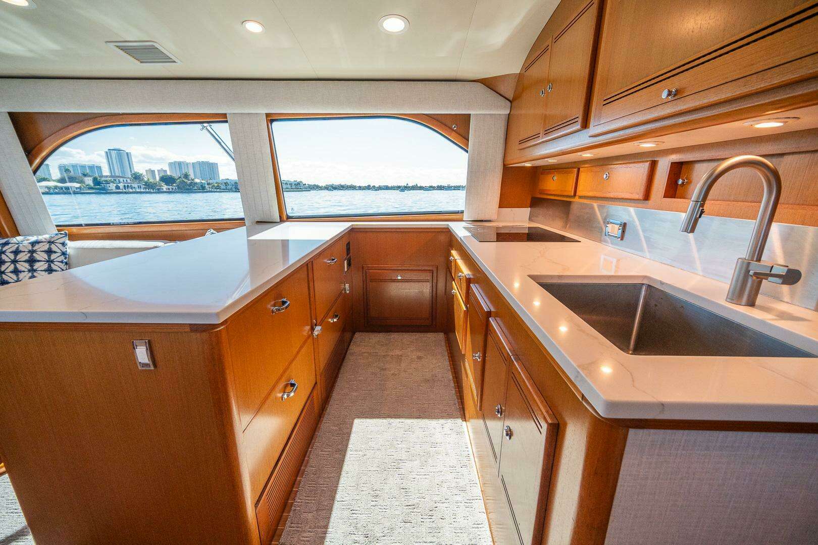 2009 Cabo 52 Flybridge - Image 39