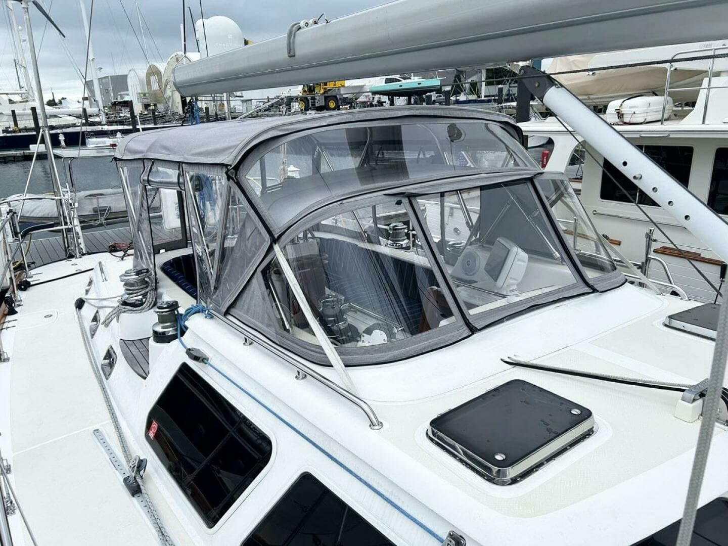 2009 Hylas 54 - Image 11