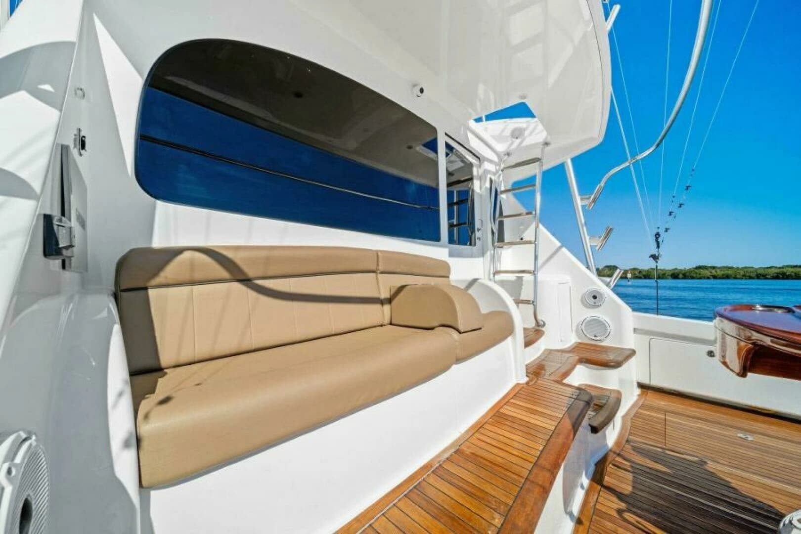 2016 Viking 55 Convertible - Image 26