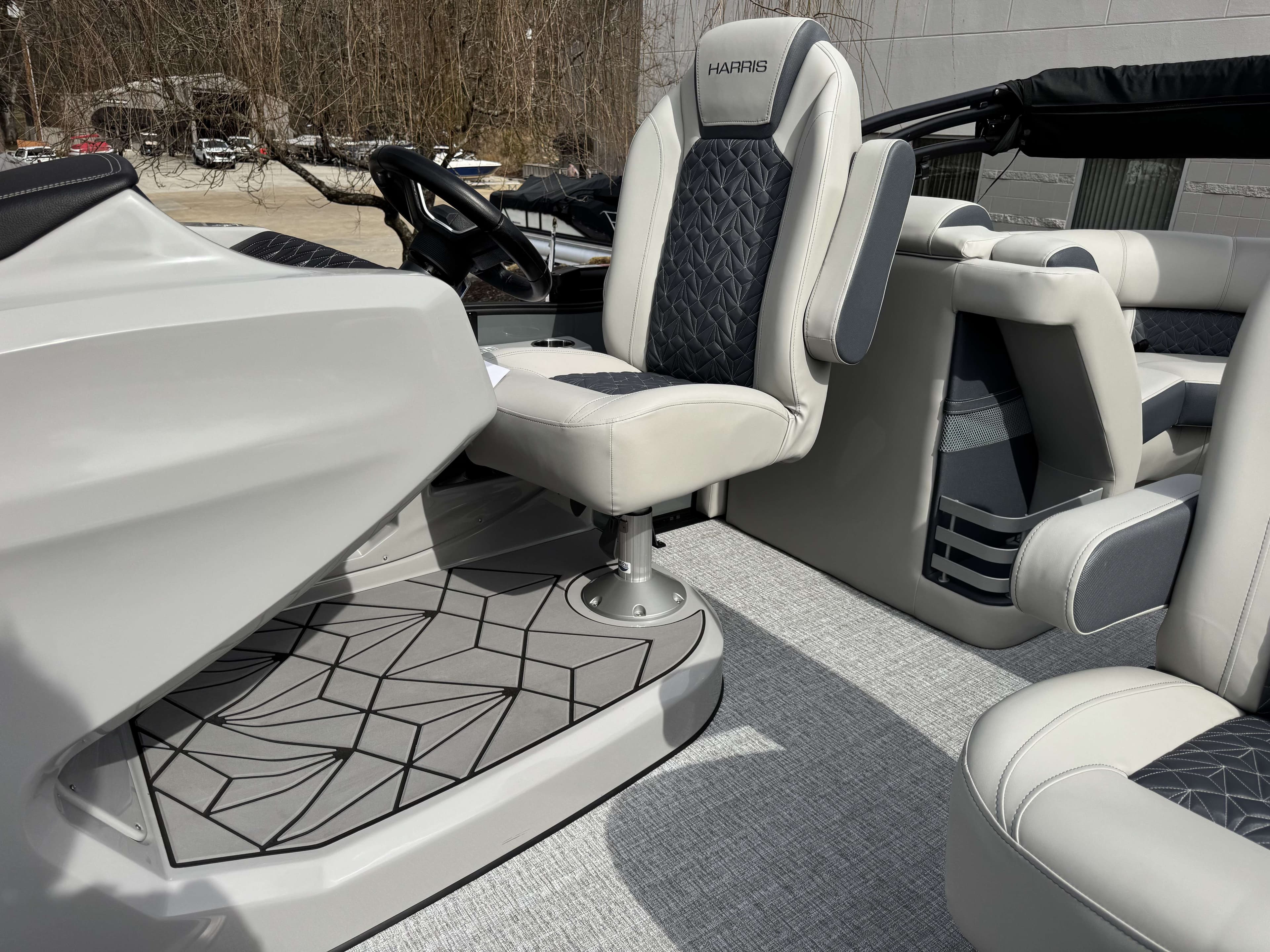 2025 Harris Grand Mariner 230 - 23