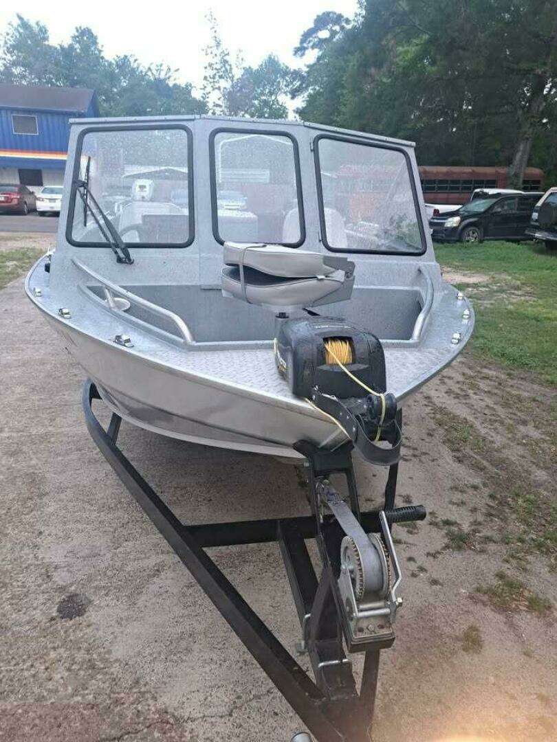 1998 Jetcraft 23 - Image 2