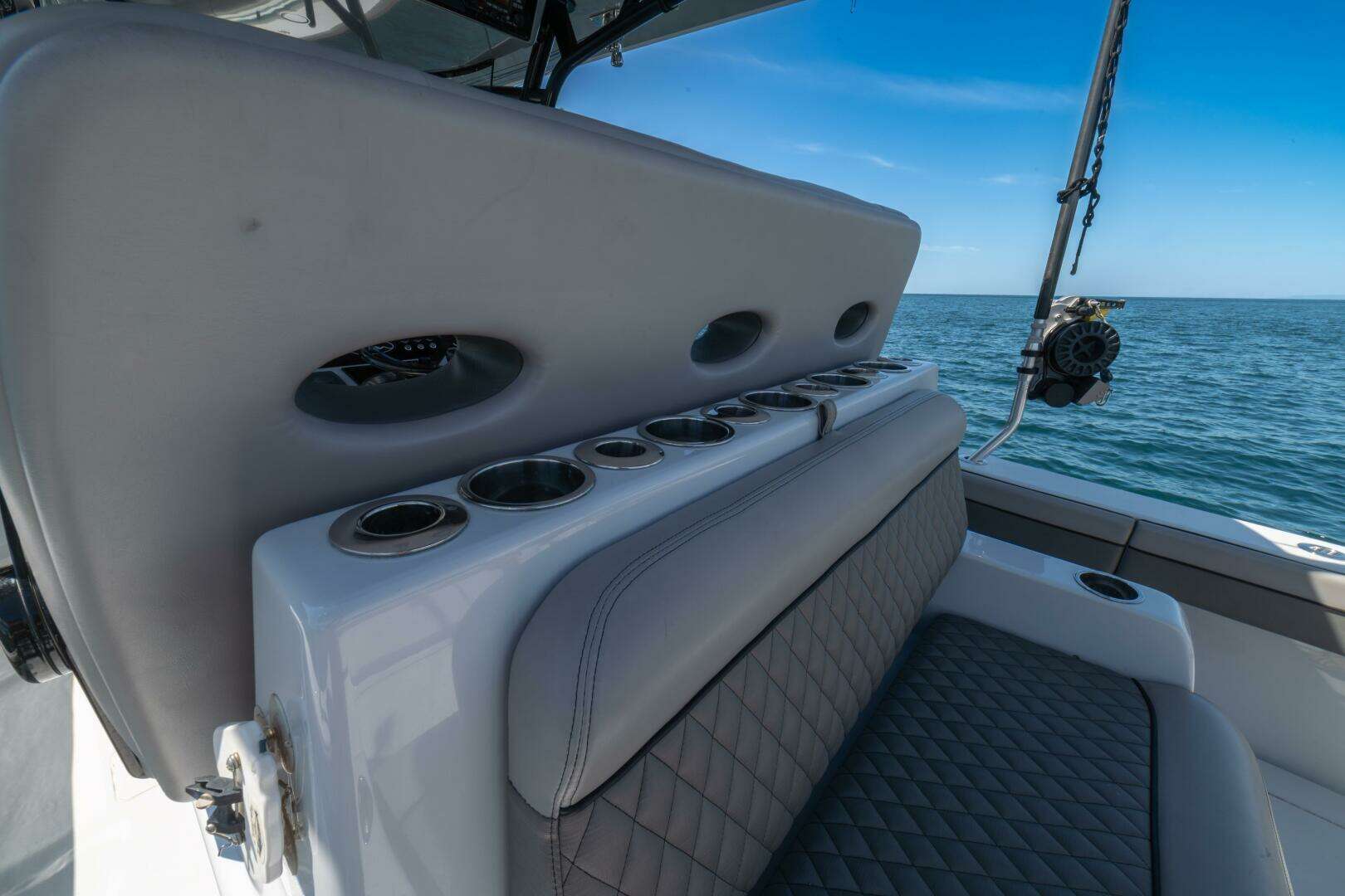2021 Valhalla Boatworks V-37 - Image 11