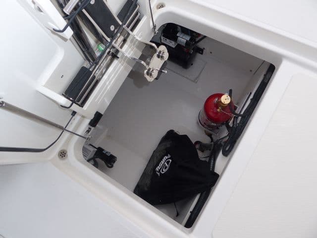 2026 PURSUIT 325 OS - Image 64