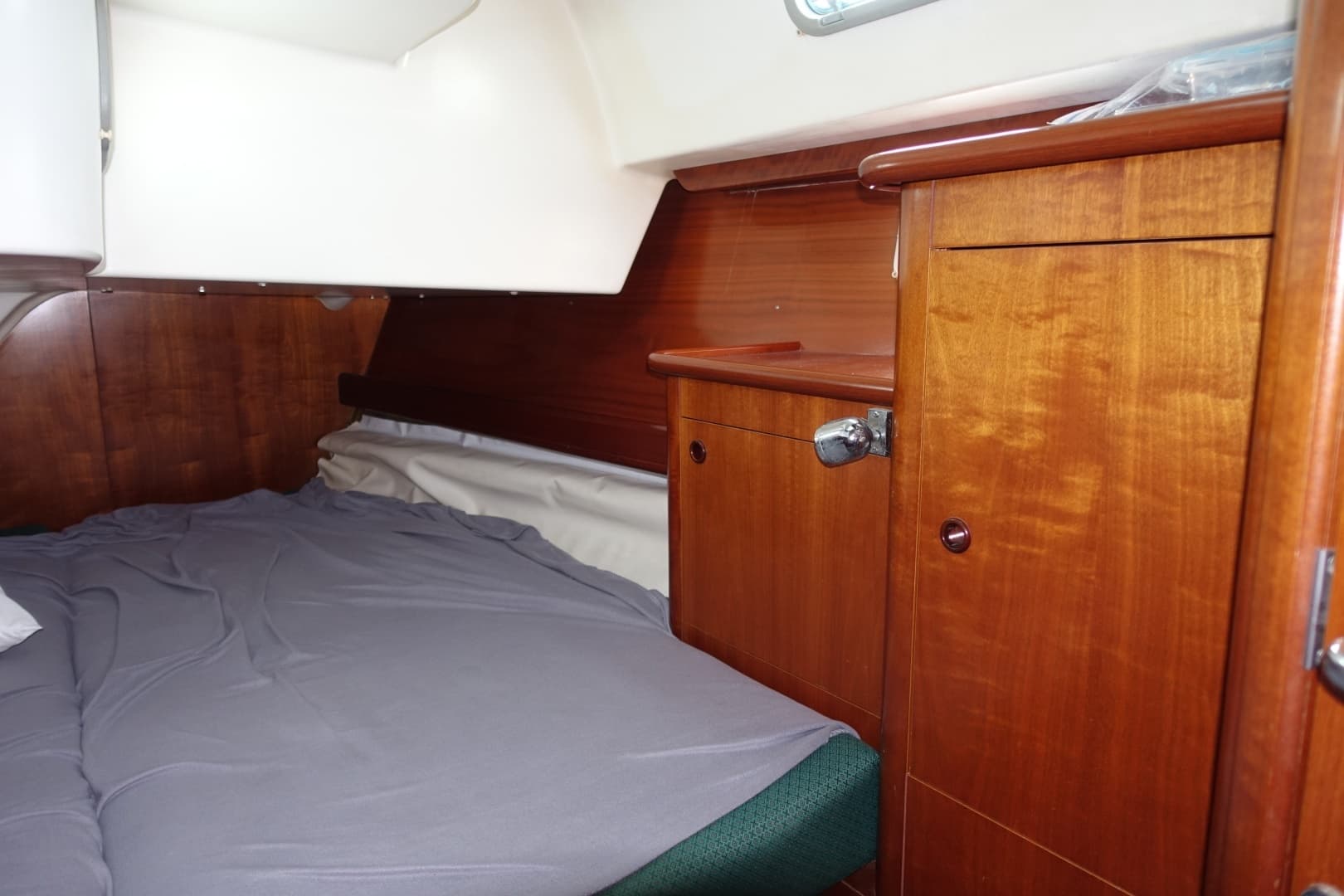 2001 Beneteau 461 - Image 29