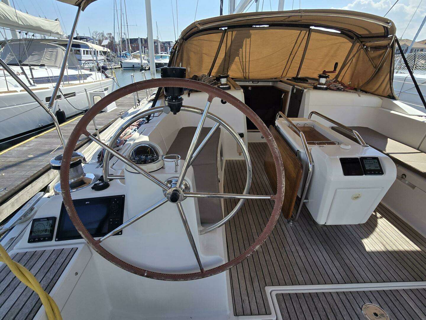 2012 Jeanneau 509 - Image 20