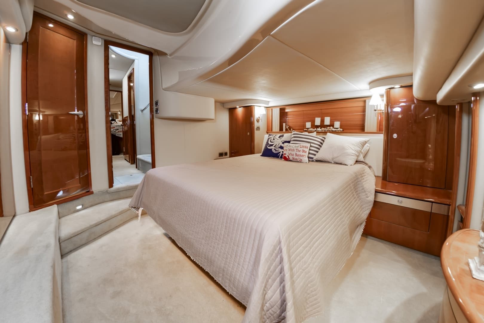 2007 Sea Ray 58 Sedan Bridge - Image 36