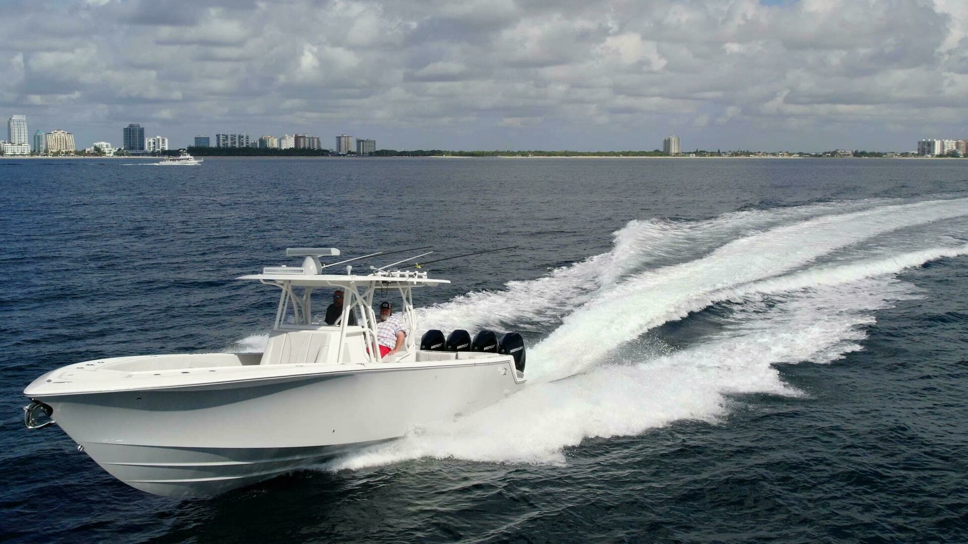 2022 SeaVee 390z Center Console - Image 6