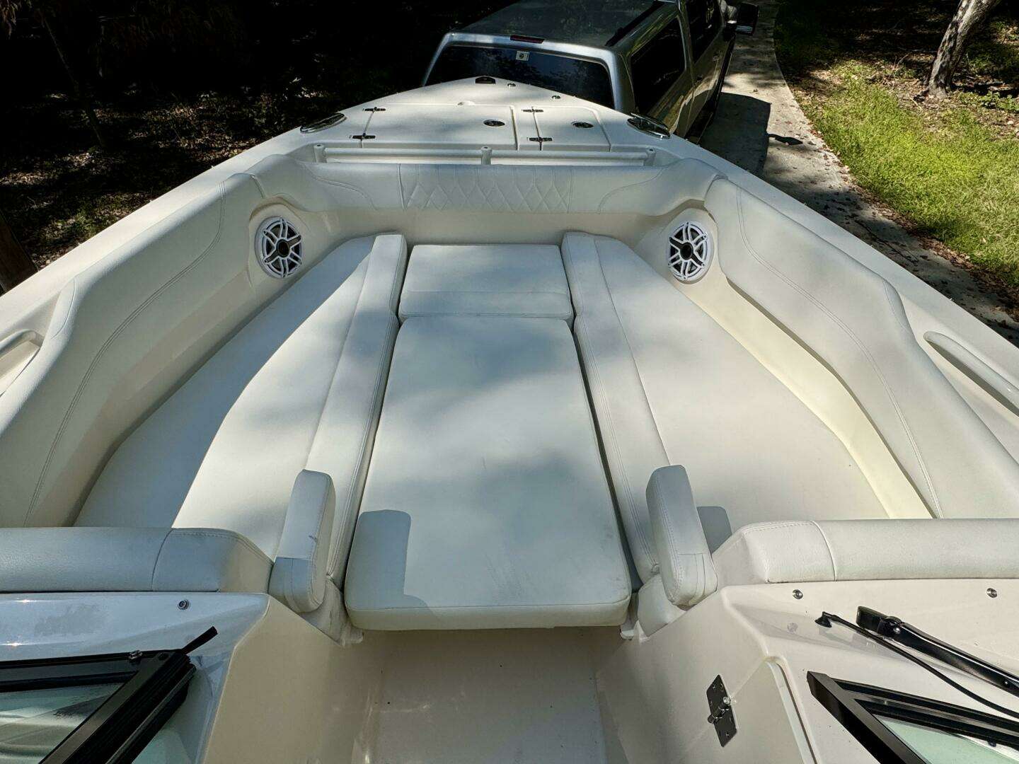 2022 Cobia 280 DC - Image 86