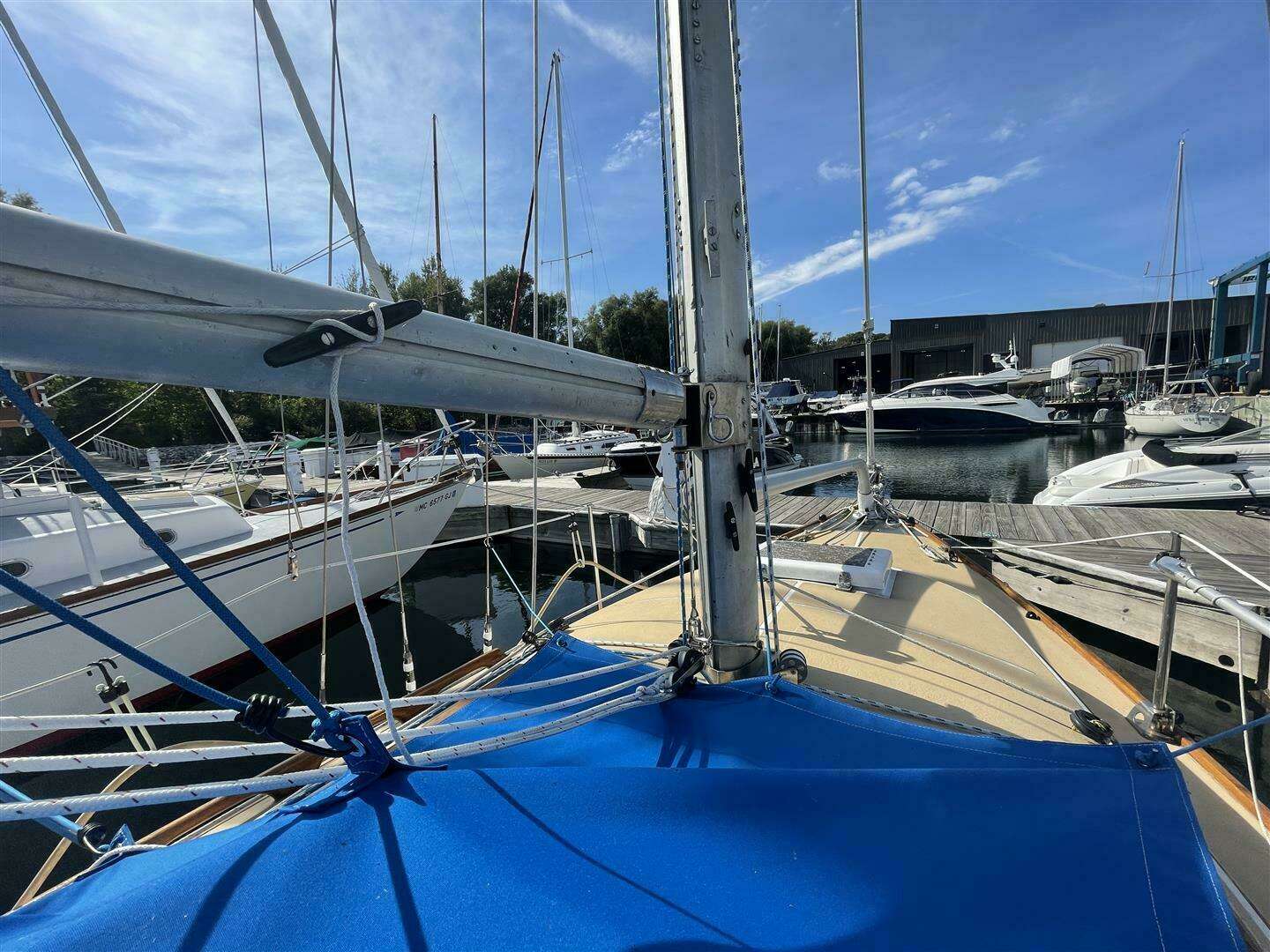 1978 Vineyard Vixen 29 - Image 17
