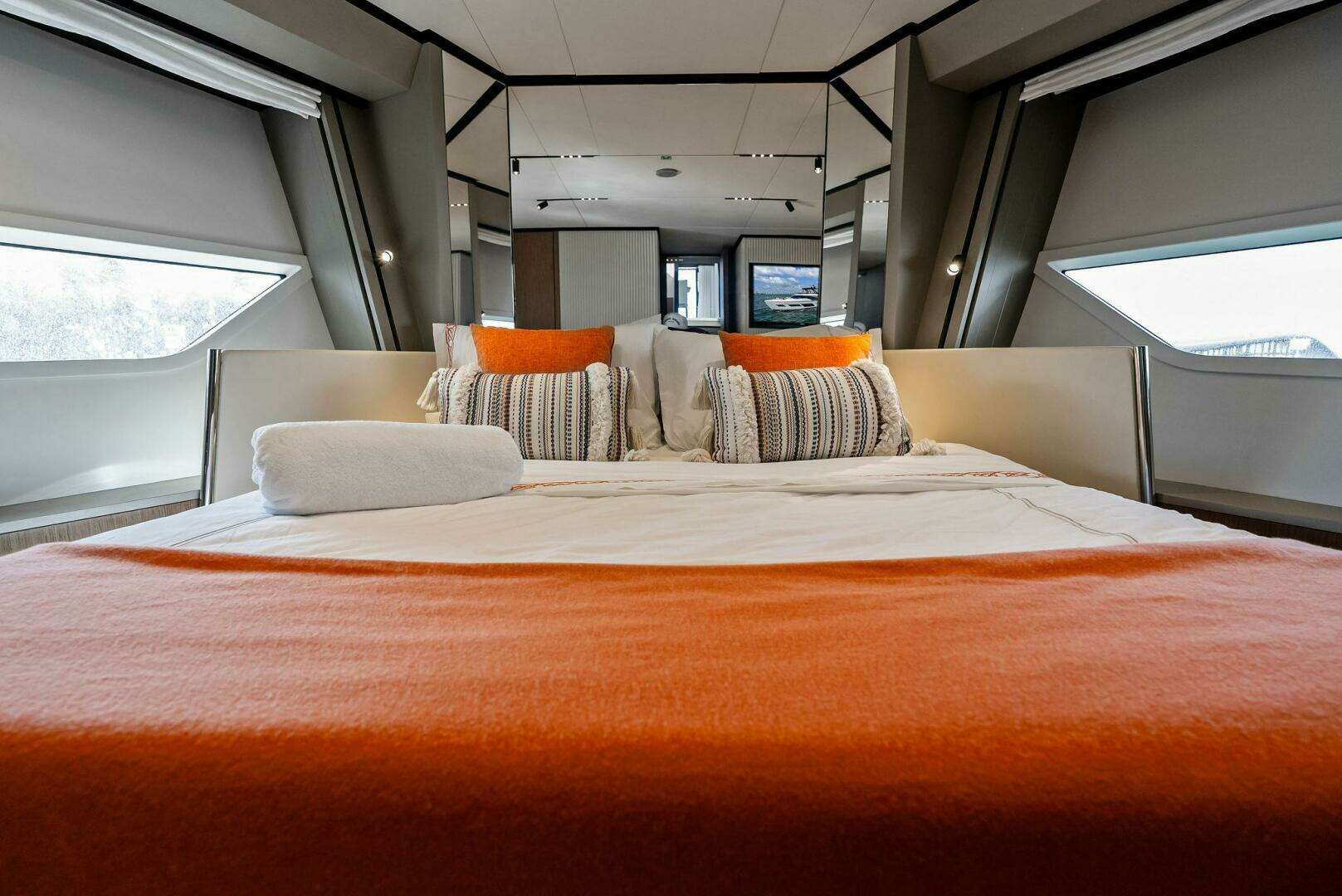 2024 Ferretti Yachts 720 - Image 65